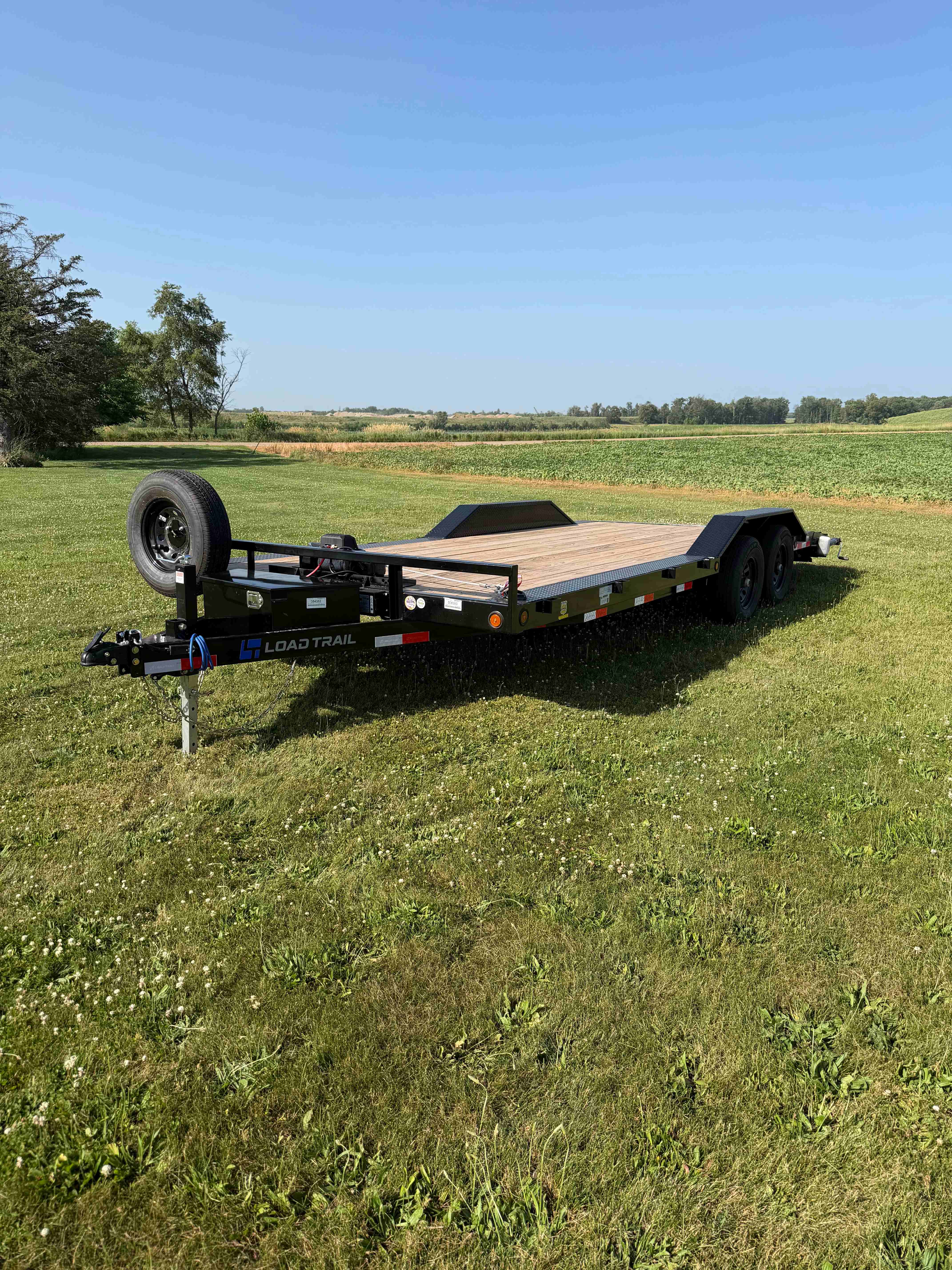 Car hauler trailer for rent in St. Johns, MI